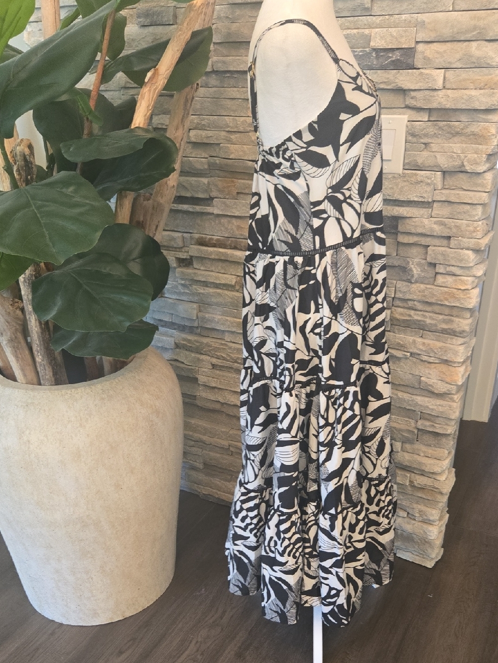 Cosita Linda Midi Sundress - Picture 4 of 9